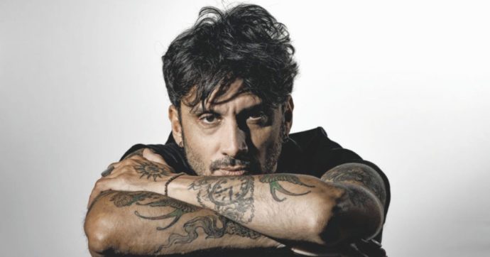 Fabrizio Moro: “Quest’anno il Festival è una botta emotiva mai sentita. E temo la mia cover dei Pooh”