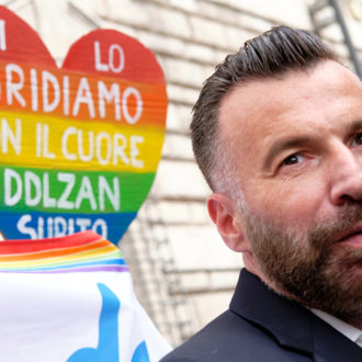 Copertina di 3 – Alessandro Zan: “La mia legge affondata dalla politica, ma ora c’è il 2° round”