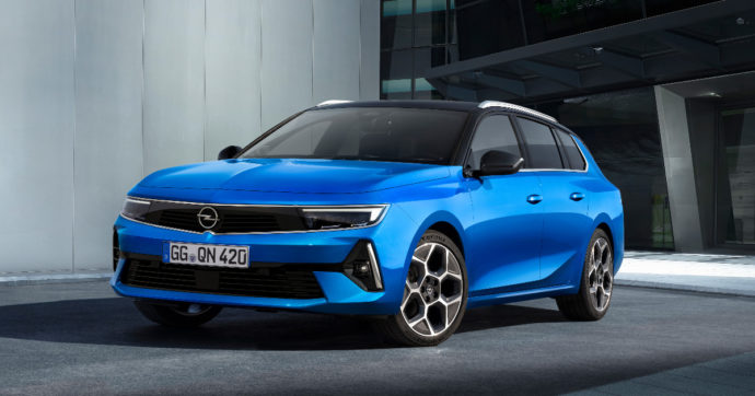 Nuova Opel Astra Sports Tourer, la station wagon tecnologica ed stilosa