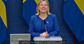 Copertina di Svezia, la prima ministra annuncia la revoca delle restrizioni anti-Covid: “È arrivato il momento di riaprire il Paese”