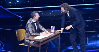 Copertina di Sanremo 2022, Jovanotti dà l’esempio di una buona tv. Ma a passare dal meglio al peggio basta poco