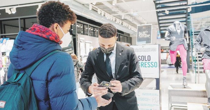 Green pass: decine di migliaia sono senza per i bachi di Asl e ministero