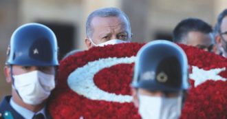 Copertina di Altro che mediatore: il Sultano bombarda i curdi in Siria e Iraq