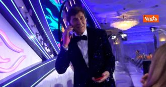 Copertina di Sanremo 2022, Gianni Morandi e la telefonata con Jovanotti dopo il terzo posto al Festival: “Allora, non vai a dormire?”