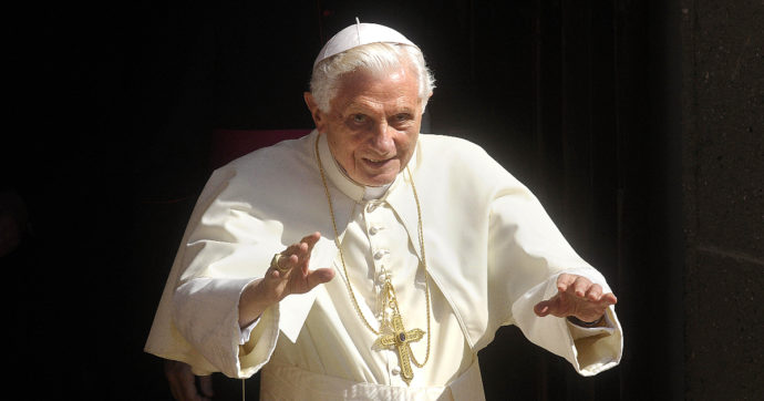 Benedetto XVI, è morto il Papa emerito Joseph Ratzinger: aveva 95 anni. Francesco: “Grazie a Dio per averlo donato alla Chiesa e al mondo”