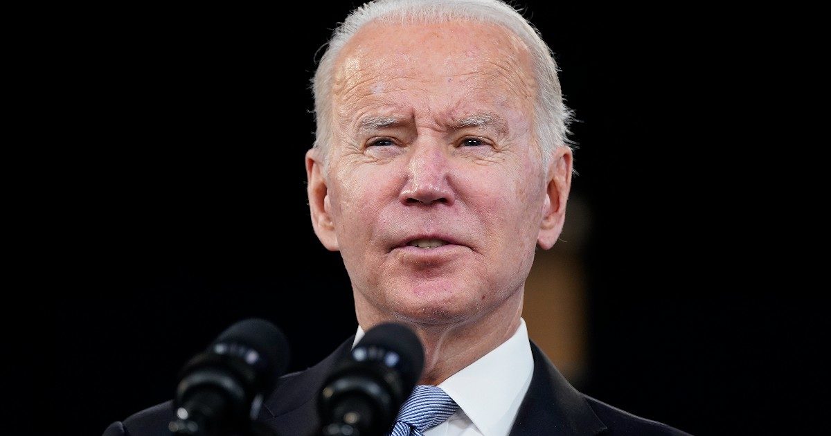 Ucraina, la strategia di Biden può trasformarsi in un’altra sconfitta: diplomazia inesistente e alleati distanti, ma lui non vuol mostrarsi debole con Putin