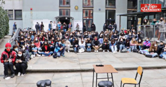 Copertina di Nel liceo di Milano occupato dagli studenti: “Dad devastante, serve assistenza psicologica nelle scuole. Chiediamo atti concreti”