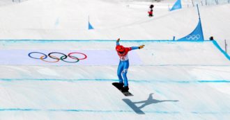 Copertina di Olimpiadi invernali di Pechino 2022, Omar Visintin ha vinto il bronzo nella big final dello snowboardcross