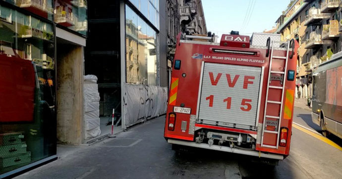 Milano, un operaio morto e un altro in gravissime condizioni: sono precipitati in un vano ascensore a piazzale Loreto