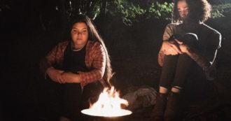 Copertina di Berlinale, una teneeger obesa e una famiglia troppo stretta da abitare: il film Calcinculo è ammirevole. Carpenzano magnifico genderqueer