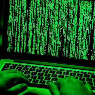 Copertina di 2 – Privacy vs Sorveglianza, l’origine del conflitto: gli hacker cypherpunk sfidano il governo Usa