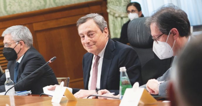 Spiagge sì, bollette no: le priorità per non spaccare la maggioranza