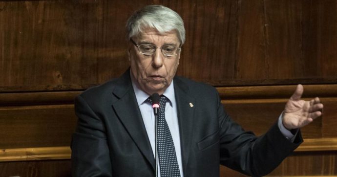 Processo “White list” a Modena, dieci mesi all’ex capo di gabinetto Mario Ventura. Per l’accusa rivelò segreti d’ufficio a Giovanardi