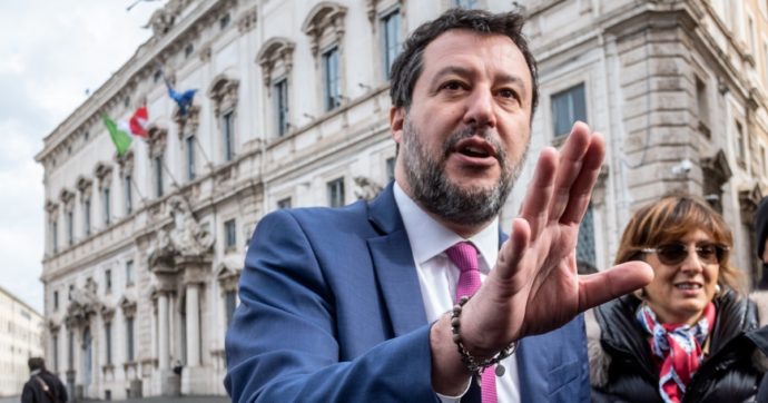 La Cassazione: “Frasi infamanti” contro Matteo Salvini, ex consigliere dem dovrà risarcire