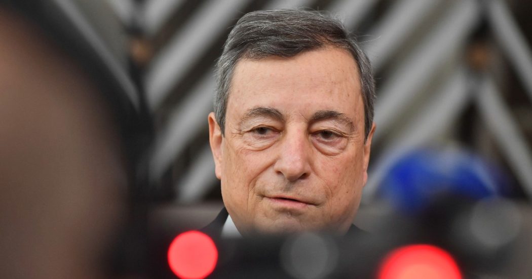 Draghi richiama i partiti dopo i ko sul Milleproroghe: non affossare i provvedimenti in Aula. La risposta: “Cambi metodo, ci coinvolga di più”