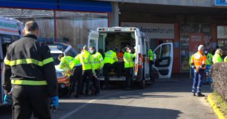 Copertina di Sostanza intossicante nell’aria: evacuato il Mediolanum Forum di Assago. Cinque persone in ospedale – Video