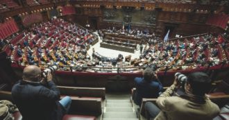 Copertina di Draghi costretto all’ultimatum. Ma i partiti: “Cambia metodo”