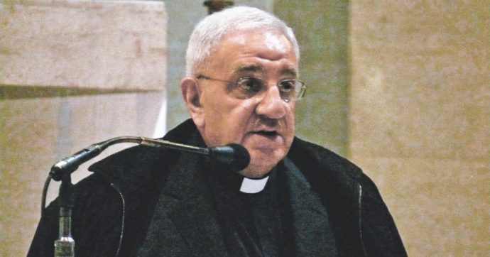 E il monsignore molestatore va al convegno in Vaticano