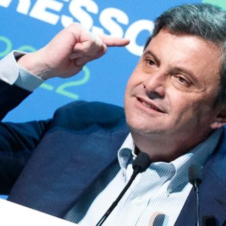 Copertina di Carlo Calenda, il nulla politico che fa sempre notizia