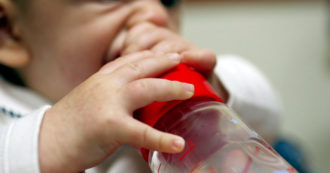 Copertina di Quanto inquina il bebè: parto e crescita sostenibili sono possibili