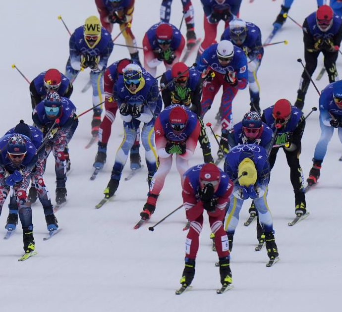Olimpiadi Pechino, Remi Lindholm arriva a fine gara con il pene congelato: “Un dolore insopportabile”. Ecco come ha risolto il problema