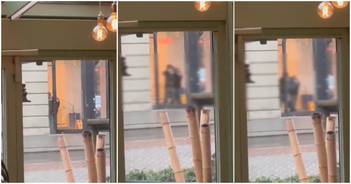 Amsterdam, rapinatore armato prende un ostaggio in un negozio Apple: l’uomo è in salvo