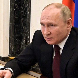 Copertina di 18 – Negoziato, le condizioni di Putin: Ucraina neutrale e riconoscimento Crimea