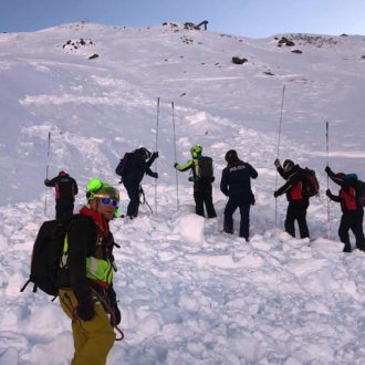 Copertina di Valanghe in montagna, come proteggersi dal rischio (ineliminabile)