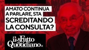 Copertina di Amato continua a parlare, sta screditando la Consulta? Segui la diretta con Peter Gomez