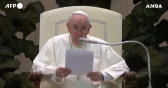 Copertina di Ucraina, Papa Francesco fa un appello al digiuno “per la pace”: “Chi ha responsabilità politiche faccia esame di coscienza davanti a Dio”