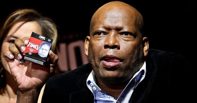 Ti ricordi… Tino Asprilla, Colombia andata e ritorno: i rubinetti, gli occhiali da sole e i gol capolavoro. Ora ha un’azienda di preservativi