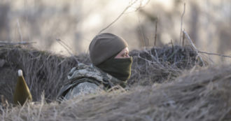 Copertina di Ucraina, Valentini: “Le sanzioni restano inutili: ora dovremmo sostenere la Resistenza”