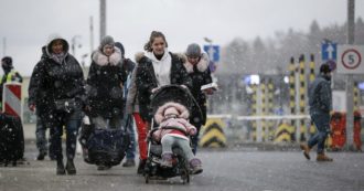 Copertina di 16 – Ucraina, donne e bimbi in fuga. Ma la Moldavia chiude il confine