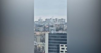 Guerra Russia-Ucraina, intensi bombardamenti a Kharkiv. Kiev: “Decine di morti tra i civili”