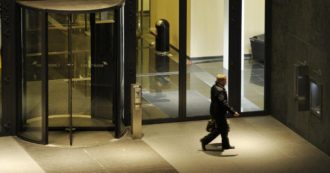 Copertina di Svizzera. Quei conti segreti di re, dittatori e 007