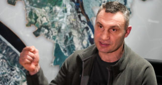 Copertina di Vitali Klitschko, i sindaci di Berlino e Madrid ingannati da una riproduzione deepfake del collega di Kiev: “Aveva il suo viso e la sua voce”