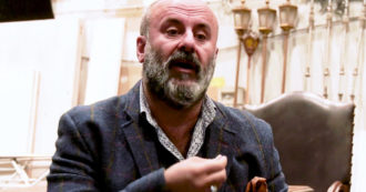 Copertina di Davide Livermore, il regista della Scala a FqMagazine: “Ero a San Pietroburgo quando Putin ha mostrato i suoi ‘muscoli nucleari'”. D’accordo con Sala su Gergiev”