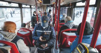 Copertina di Giuliano Scarselli: “L’obbligo vaccinale per lavorare cancella le libertà costituzionali”