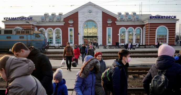 Nella Capitale sotto le bombe: “Inutile parlare con l’invasore”