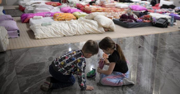 Guerra in Ucraina, pensate ai bambini che hanno dovuto rinunciare all’infanzia o alla vita