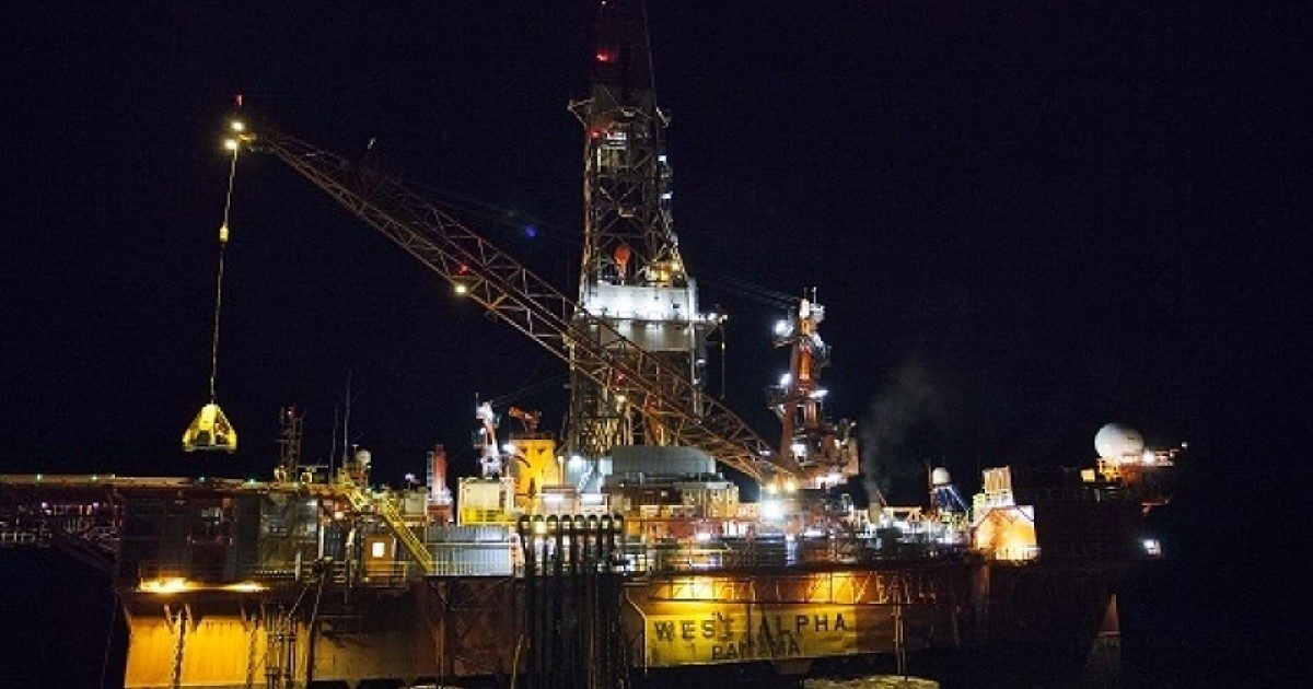 Guerra Russia-Ucraina, quasi a zero il valore di Gazprom e Sberbank a Londra. Trader e navi rifiutano il petrolio russo. Stop anche ai container con le merci. Peskov: “Duro colpo all’economia”