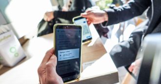 Copertina di Green pass a 300 euro Venticinque indagati