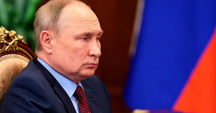 Guerra Russia-Ucraina, “aumenta il rischio di un golpe contro il presidente Vladimir Putin”, la nuova lettera della talpa dell’Fsb