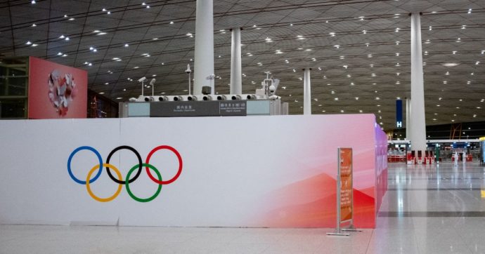 Paralimpiadi di Pechino, gli atleti russi e bielorussi non potranno partecipare. Il Comitato olimpico cambia linea in 24 ore