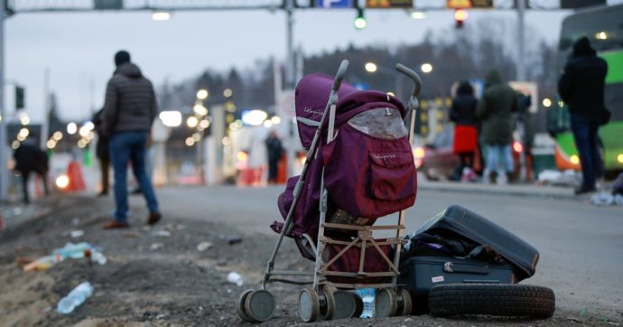 Guerra Russia-Ucraina, per l’Onu già 1 milione di profughi in fuga. “Esodo a una velocità senza precedenti in questo secolo”