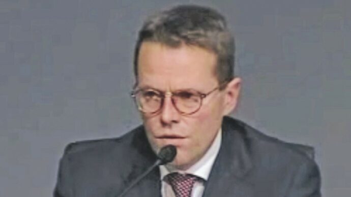 Morte David Rossi, l’ipotesi dei periti: “Omicidio con due o tre aggressori”