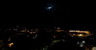Copertina di Scia luminosa nel cielo d’Italia: ecco dove si è vista e di cosa si tratta