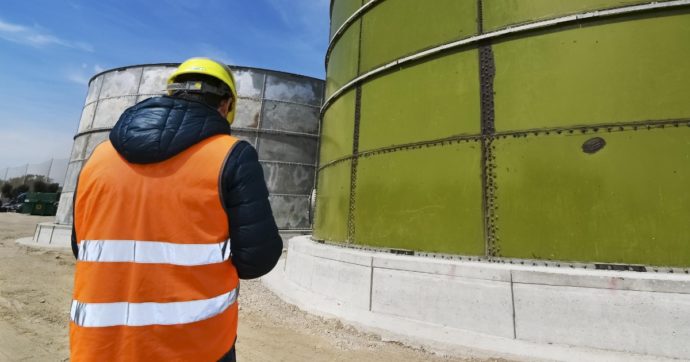 “Nel mare di Gela c’è già uranio impoverito, ripensare il progetto del gasdotto Gela-Malta”: il parere della Regione al ministero