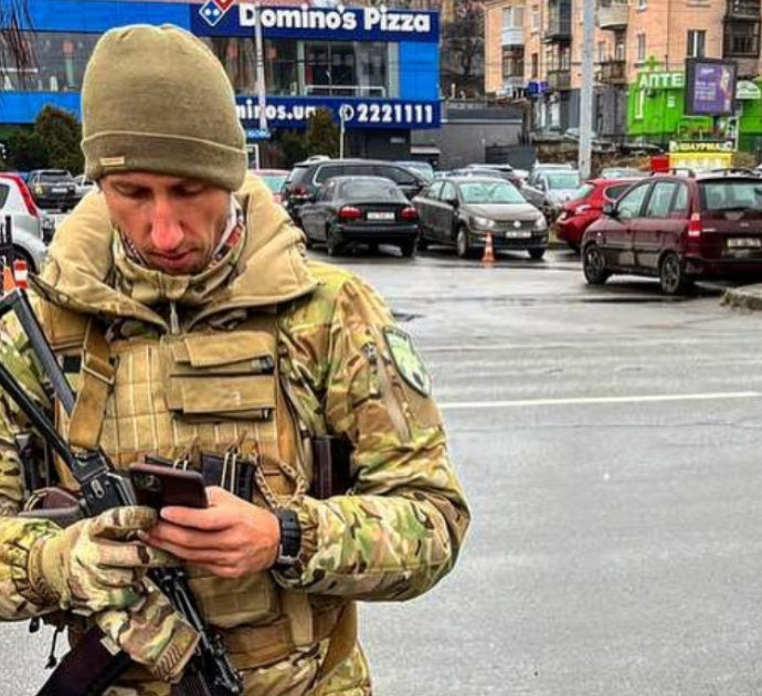 Stakhovsky, l’ex tennista soldato: “L’esercito italiano non durerebbe un giorno contro quello russo. Noi sappiamo che è la nostra guerra, non quella dell’Europa”