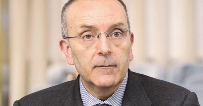 Petrocelli, il filo-russo 5Stelle non molla